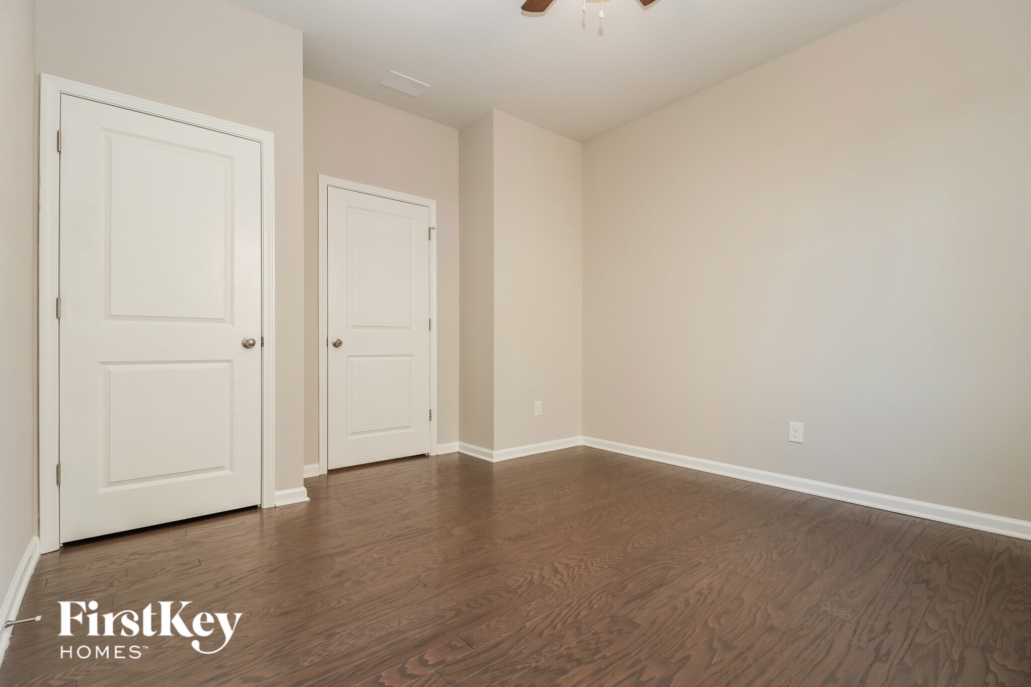 Building Photo - 458 Zenith Blvd