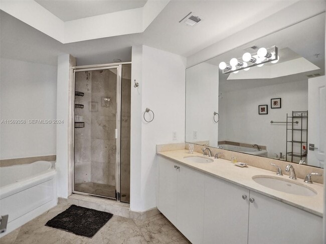 Building Photo - 17555 Atlantic Blvd