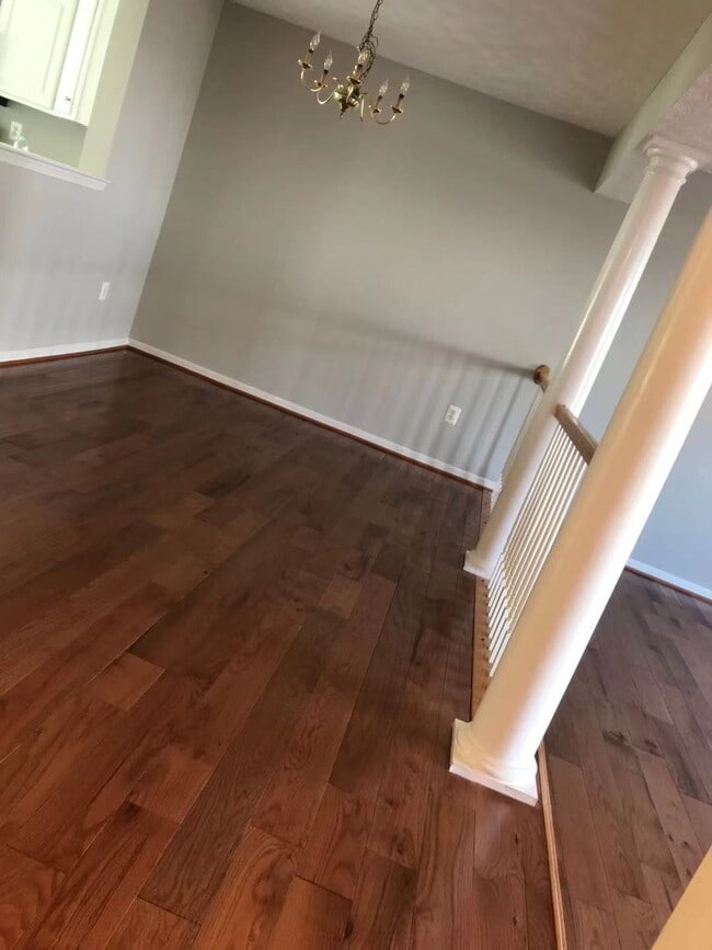 Building Photo - 3227 Halcyon Ct
