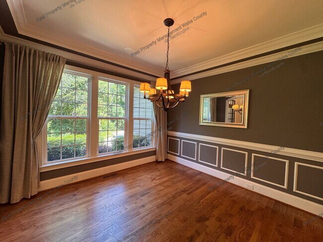 Building Photo - 3353 Cheswick Dr