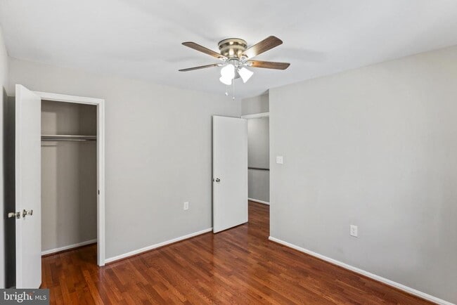 Building Photo - 5416 Wycklow Ct