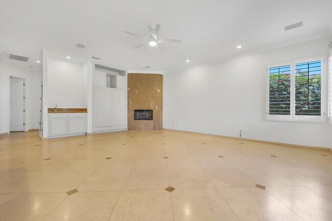 Building Photo - 75975 Gill Ct