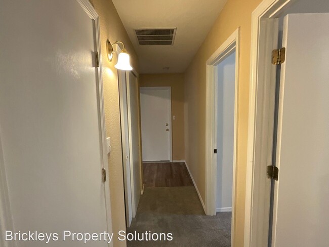 Building Photo - 3 br, 2 bath House - 5820 Night Shadow Ave NW