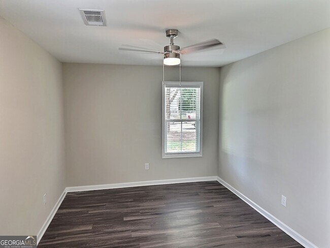 Building Photo - 24 Mill Stream Ct