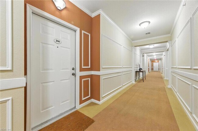 Building Photo - 522 Knolls Dr