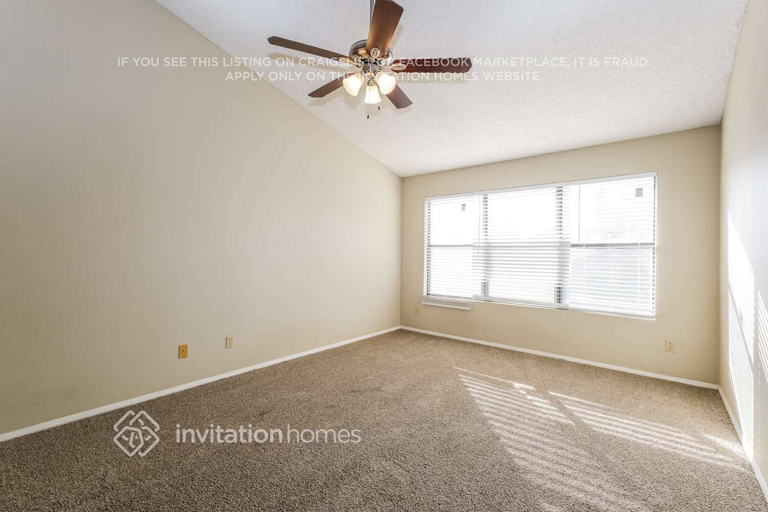 Building Photo - 8833 W Windsor Ave