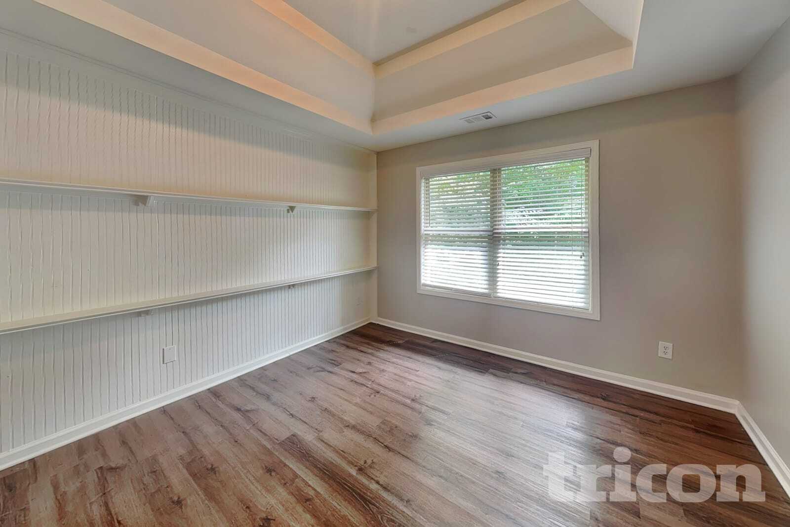 Building Photo - 1571 English Manor Cir