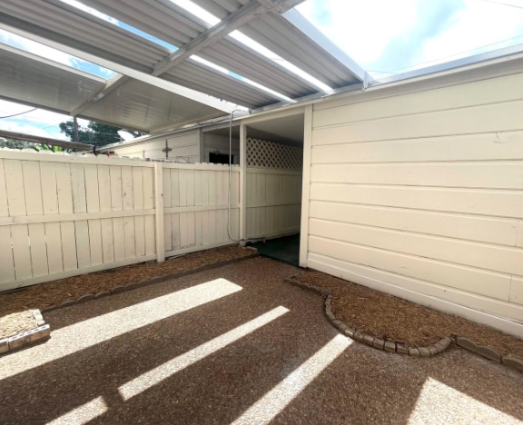 Building Photo - 6373 Ivanhoe Ln