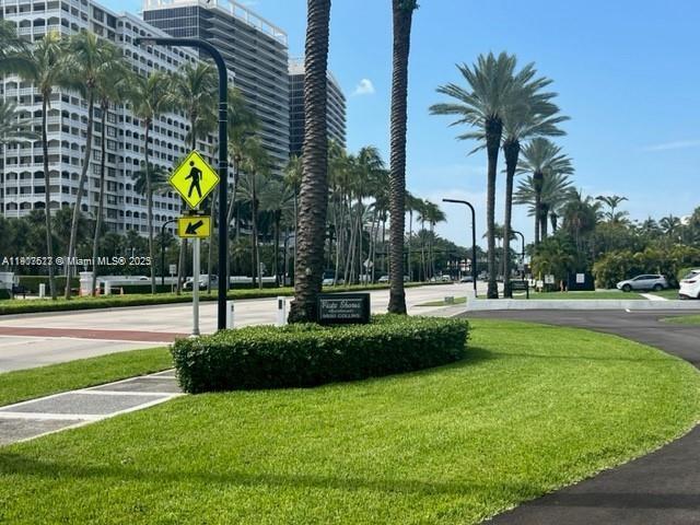 Building Photo - 9920 Collins Ave