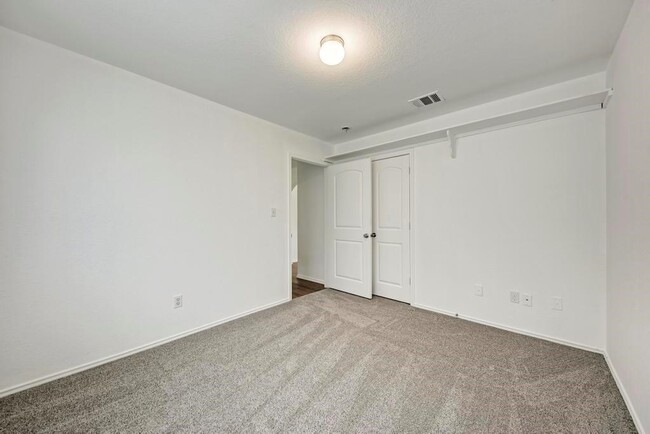 Building Photo - 4511 Halliday Ave