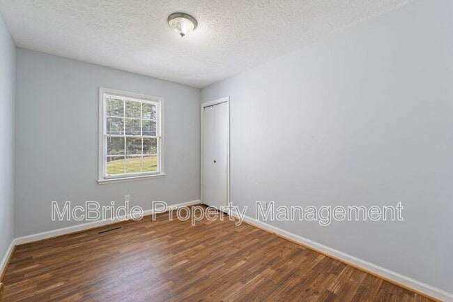 Building Photo - 1360 Senate Dr NW