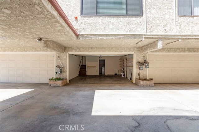 Building Photo - 7409 Woodman Ave