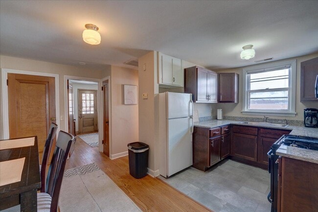 Building Photo - 2632 Stevens St