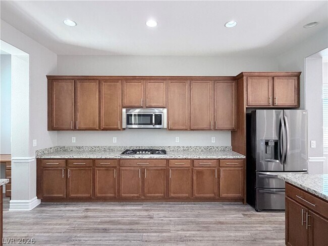 Building Photo - 9936 Wildhorse Cyn Ave