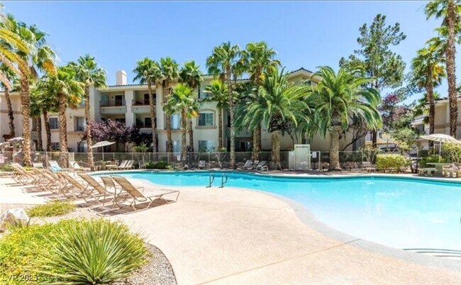 Building Photo - 7127 S Durango Dr