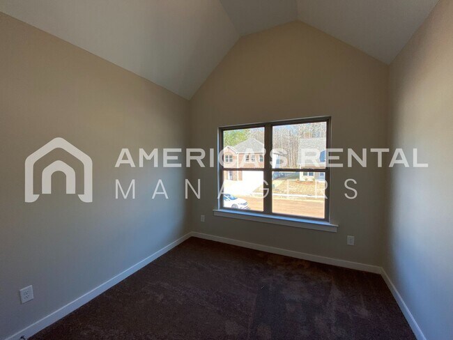Building Photo - 7940 St.James Dr