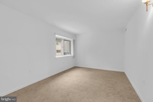 Building Photo - 12413 Braxfield Ct