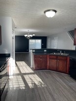 Building Photo - 5226 Malik Dr