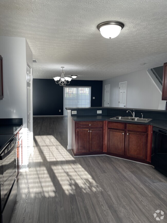 Building Photo - 5226 Malik Dr