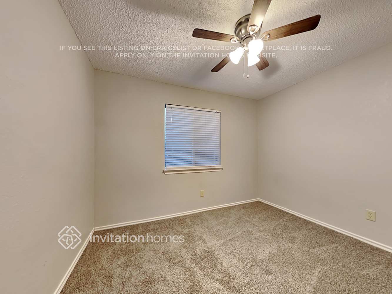 Building Photo - 2506 High Hollow Dr