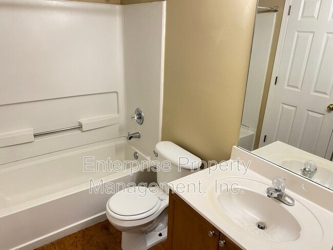 Building Photo - 7162 Charlton Way