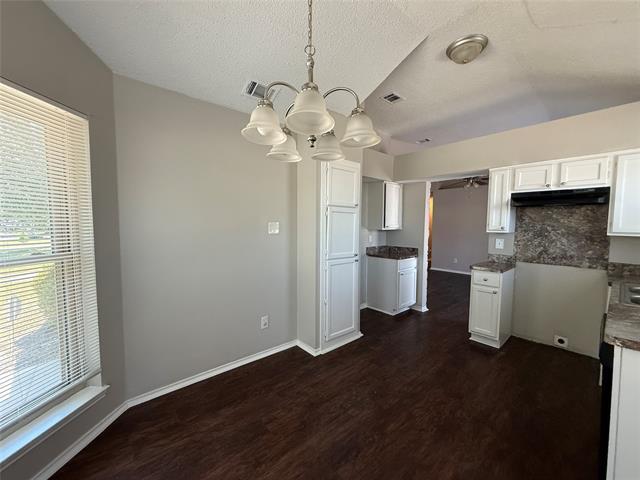 Building Photo - 10206 Shayna Dr