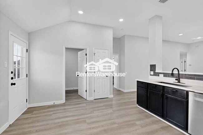 Building Photo - Completely Refreshed Forney Home MOVE IN R...