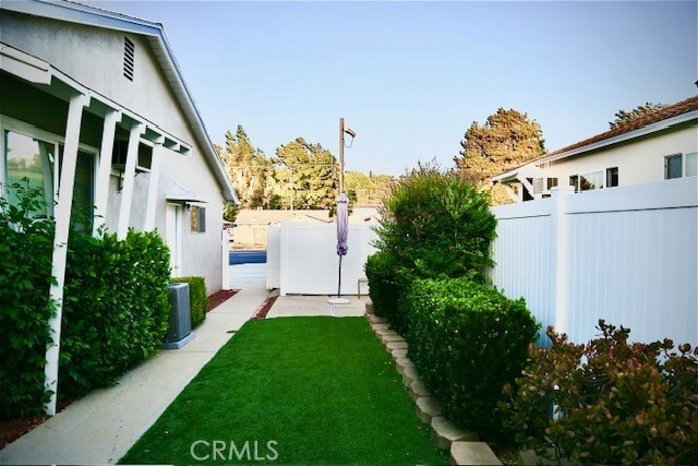 Building Photo - 4813 Topanga Canyon Blvd