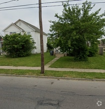 Building Photo - 117 E Bancroft St