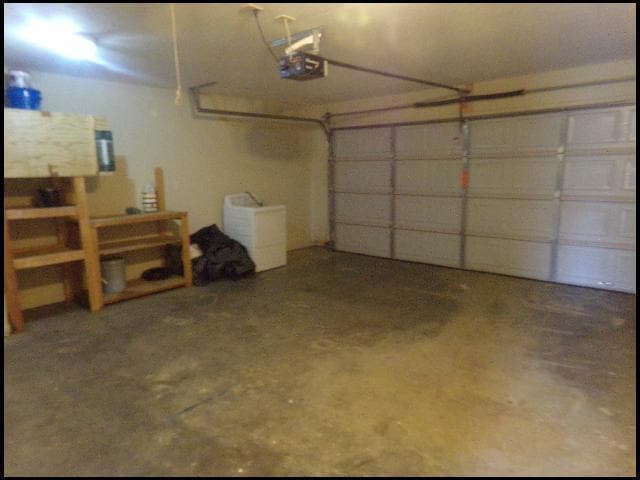 Building Photo - 100 Corbin Cir