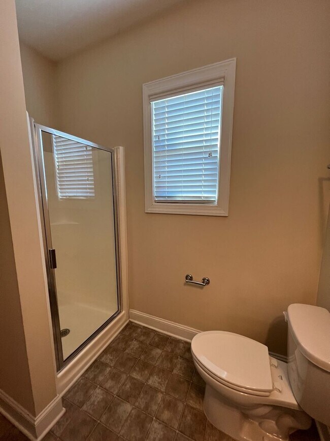 Building Photo - Beautiful 4 Bedroom, 3 Bath Home in Hope M...