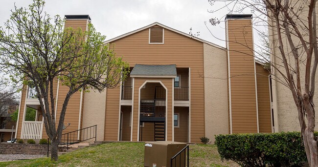 Riviera Apartments Dallas, TX Apartment Finder