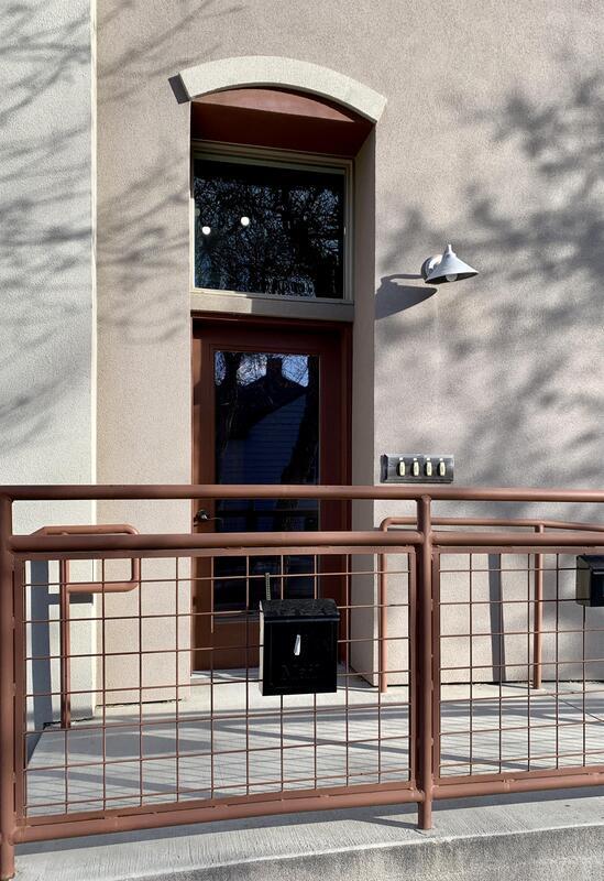 Building Photo - 636 Logan St