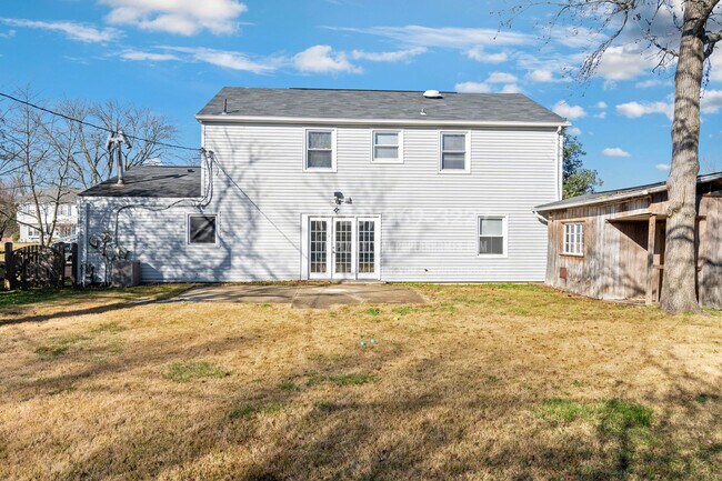 Building Photo - 2511 Kitmore Ln