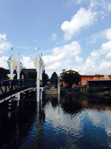 Building Photo - 9726 Fields Rd