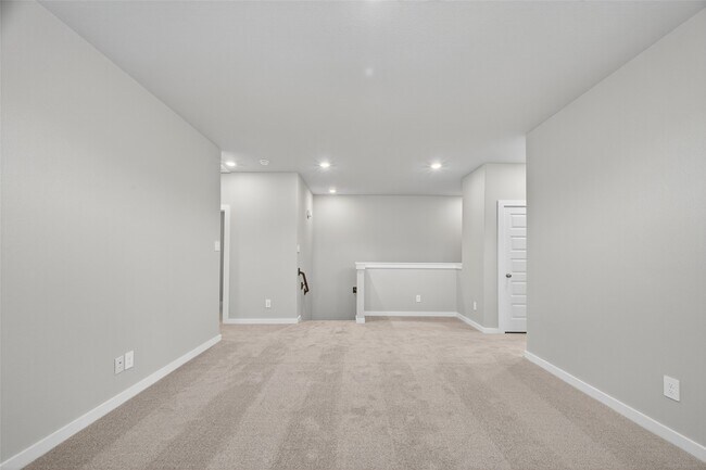 Building Photo - 4121 Fig Grv St