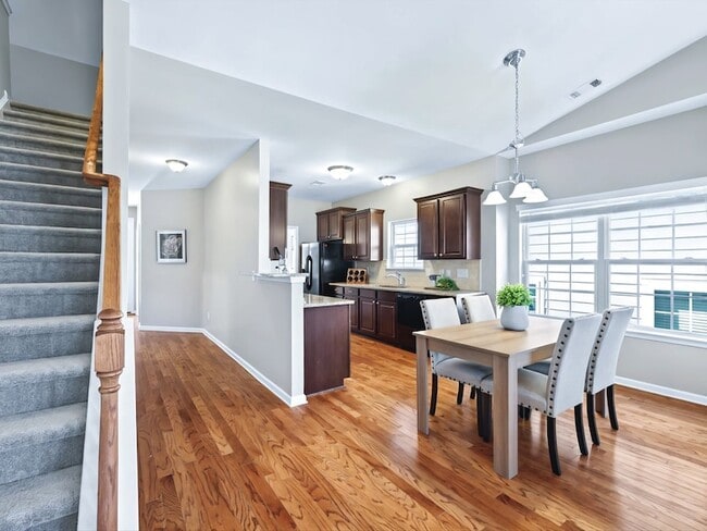 Building Photo - 2438 Arden Village Dr
