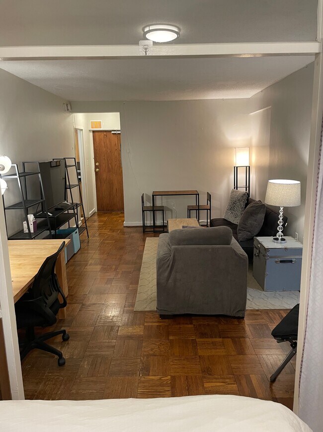 Building Photo - 2141 I St NW