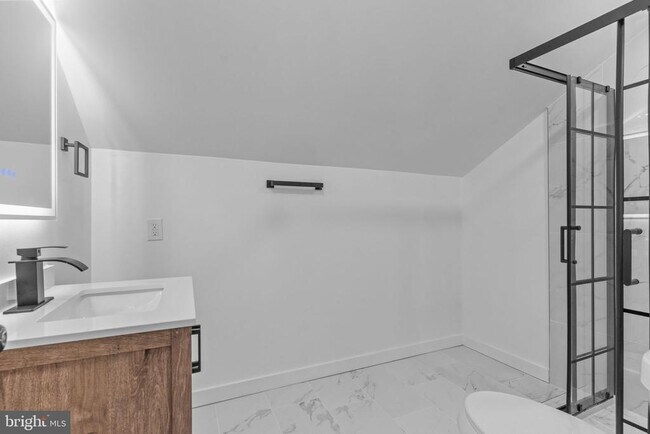 Building Photo - 139 Ivy Hill Rd