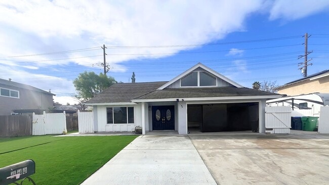 Building Photo - **Coming Soon** Two Story Home with Pool, in Corona