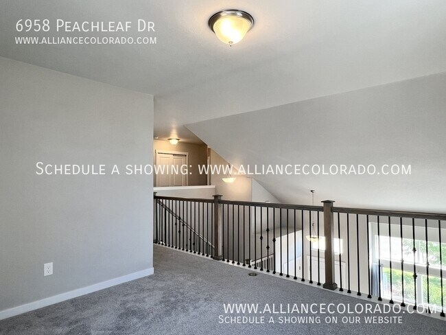 Building Photo - 6958 Peachleaf Dr