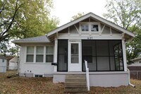 Building Photo - 431 N Grand Ave