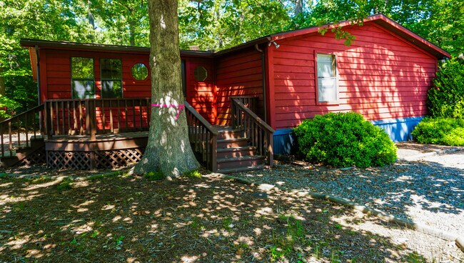 Building Photo - 7 Breakwater Dr