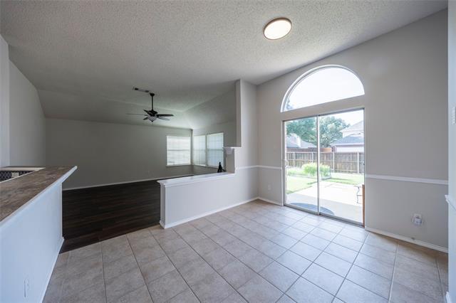 Building Photo - 10403 Joy Dr