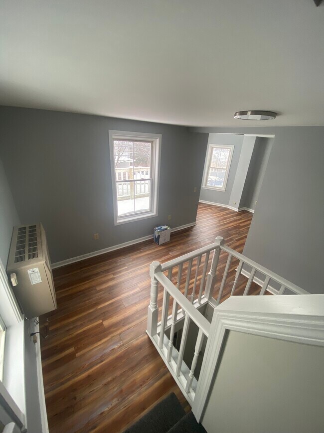 Building Photo - 55 Chase St