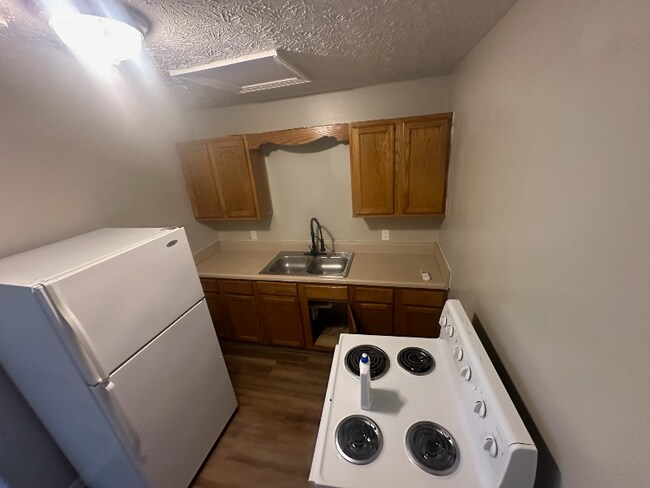 Building Photo - 3241 Enka Hwy