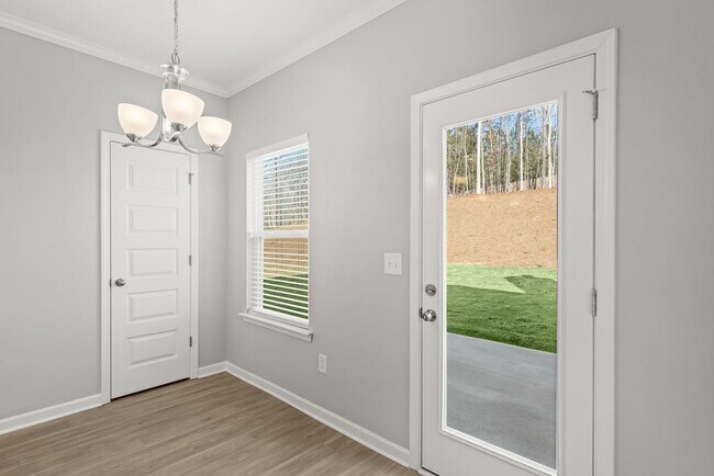 Building Photo - North Paulding High School - 4 bedrooms/2....