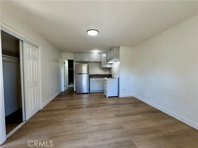 Building Photo - 8863 San Bernardino Rd