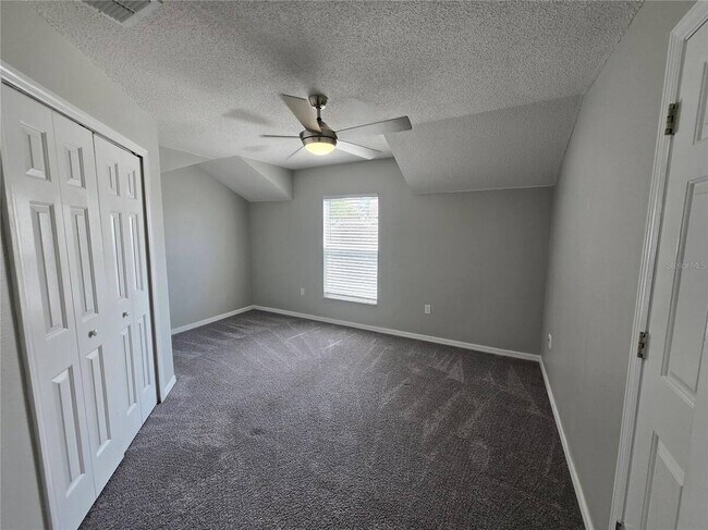 Building Photo - 702 Sonja Cir