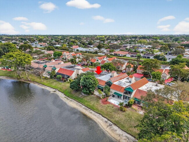 Building Photo - 6545 Las Flores Dr
